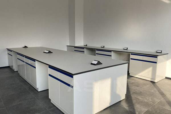 實驗室墻面用什么材料？